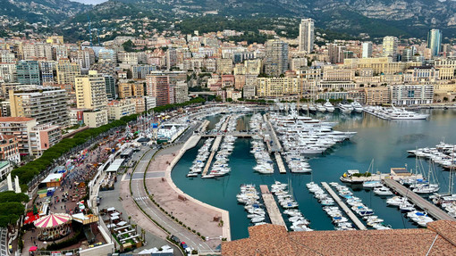 Fête Nationale française, serata con DJ al Marché de la Condamine organizzata dalla Mairie de Monaco Fête Nationale française, serata con DJ al Marché de la Condamine organizzata dalla Mairie de Monaco