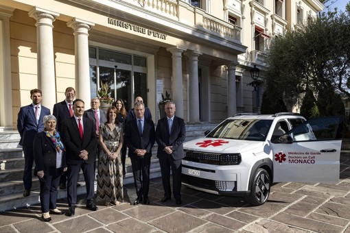 La cerimonia di lancio del servizio &quot;Médecins de Garde Monaco&quot;: attivo il supporto medico notturno.