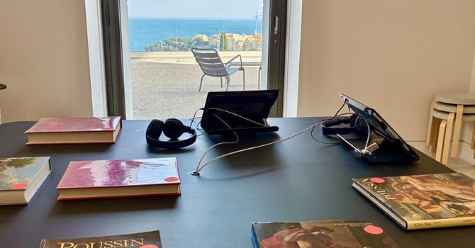 Libri d'arte sulla natura (in consultazione e la natura sulla terrazza della Villa - Tutte le foto sono di Silvia Assin