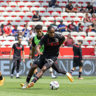 Nizza, ultimi ritocchi prima di un incontro (foto tratta dal sito dell'OGC Nice)