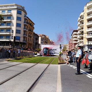 Ecco le foto del primo Tram