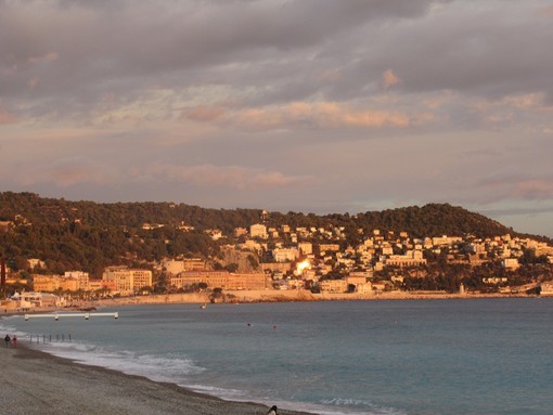 Nizza, l'alba