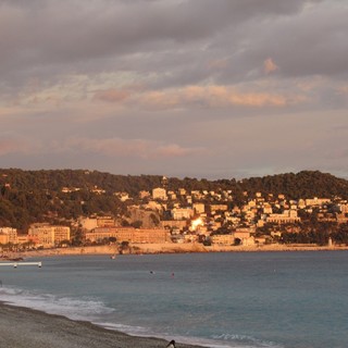Nizza ottiene il riconoscimento di città impegnata nella lotta all’AIDS