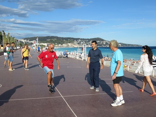 Il nuovo "Stade de Pilou" sulla Promenade des Anglais Il nuovo "Stade de Pilou" sulla Promenade des Anglais