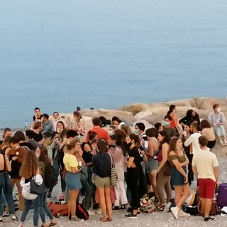 Una spiaggia di Nizza ieri, 10 settembre 2020 alle ore 20,04