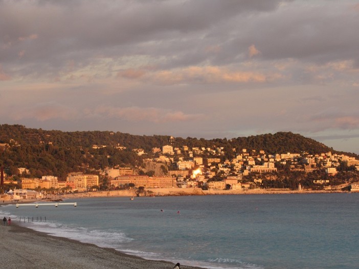 Nizza ottiene il riconoscimento di città impegnata nella lotta all’AIDS