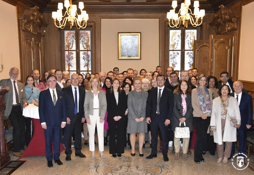 I nuovi cittadini monegaschi ricevuti in Comune I nuovi cittadini monegaschi ricevuti in Comune