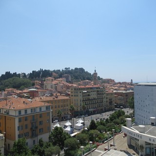 Nizza e l'estremo Ponente ligure alla vigilia del dominio dei Savoia