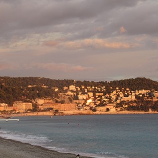 Nizza, l'alba