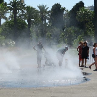 "Nizza o Pozzuoli?" foto di Albert Borriglione
