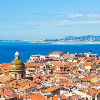 Rumori molesti in condominio: quando si può obbligare il proprietario a insonorizzare casa