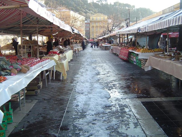 Nizza, nevicata del 2009