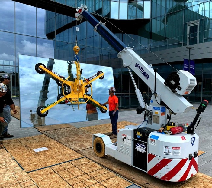 Per i cantieri monegaschi, l’azienda Olivero è Rivenditore Ufficiale Manitex Valla Per i cantieri monegaschi, l’azienda Olivero è Rivenditore Ufficiale Manitex Valla