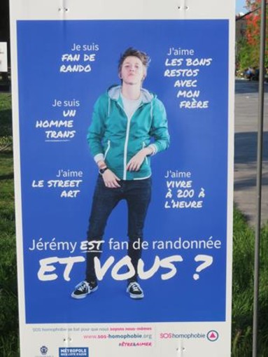 la campagna nazionale &quot;Essere e amare&quot; dell'associazione SOS omofobia lungo la Promenade du Paillon