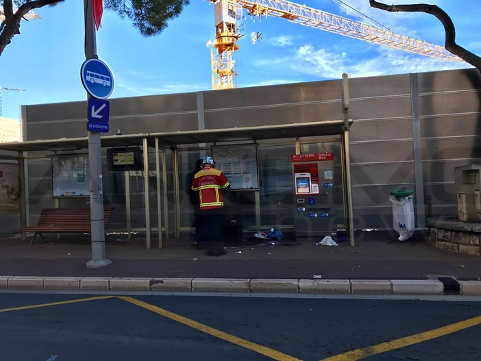 Montecarlo: oggetto sospetto fatto brillare vicino al Luna Park, momenti di paura e strada chiusa per 15 minuti (Foto)