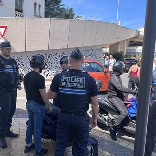 Cannes, operazioni anti stupefacenti della P.M. - c Mairie de Cannes