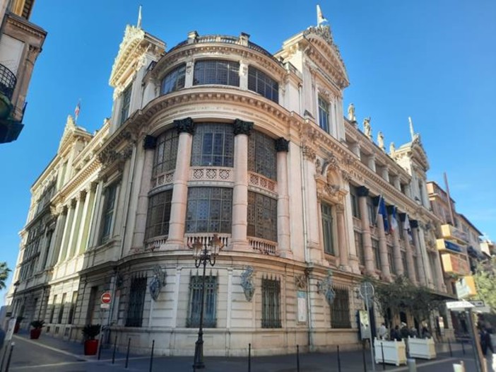 Opera di Nizza, foto di Patrizia Gallo e Danilo Radaelli Opera di Nizza, foto di Patrizia Gallo e Danilo Radaelli