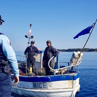 Controlli a mare della Gendarmerie (Twitter)