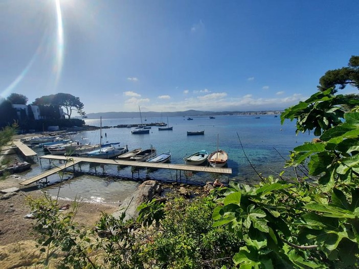 Il 25 e 26 giugno Antibes festeggia il suo patrono San Pietro e propone il Festival Nuits Carrées Il 25 e 26 giugno Antibes festeggia il suo patrono San Pietro e propone il Festival Nuits Carrées