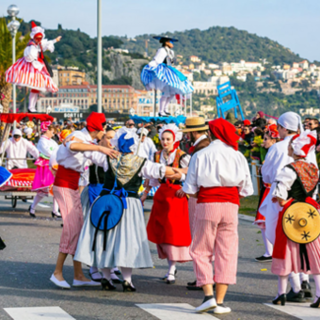 Una delle ultime immagini del Carnevale di Nizza, era il 23 febbraio 2020...