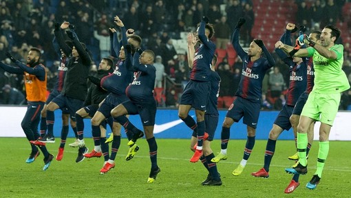 L'esultanza dei giocatori del Paris Saint Germain, campioni di Francia 2018/2019 (foto tratta dal sito del PSG)