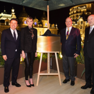 Il Principe Alberto el la Principessa Charléne all'inaugurazione di Amazònico Monte-Carlo