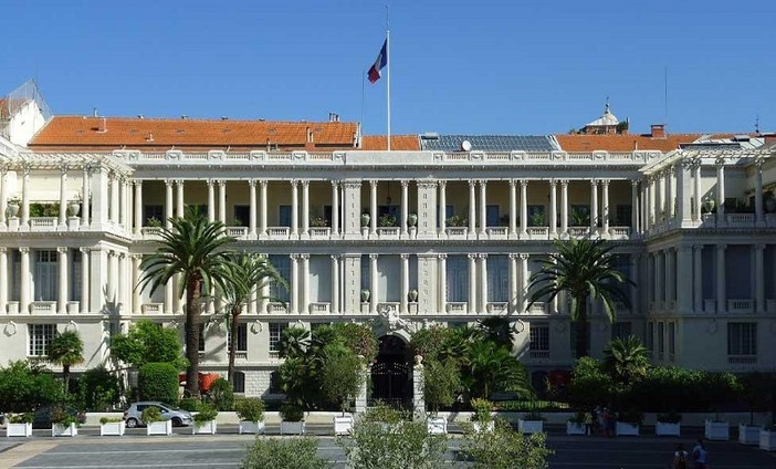 Cambio ai vertici: Hugues Moutouh lascia la prefettura delle Alpi Marittime Cambio ai vertici: Hugues Moutouh lascia la prefettura delle Alpi Marittime