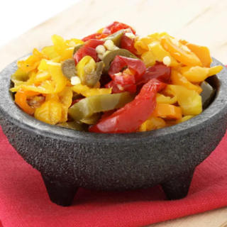 Peperoni marinati alla provenzale