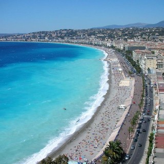 Nizza punta sull’energia del mare: nasce la maxi rete che rivoluzionerà riscaldamento e climatizzazione