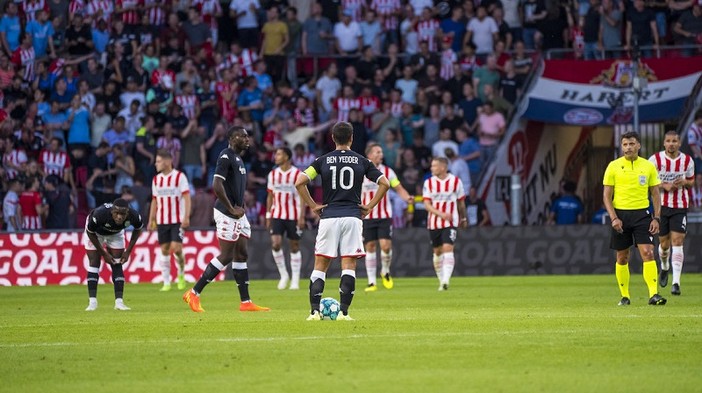 PSV Eindhoven - Monaco, una fase di gioco. Fotogtrafia tratta dal sito dell'AS Monaco PSV Eindhoven - Monaco, una fase di gioco. Fotogtrafia tratta dal sito dell'AS Monaco