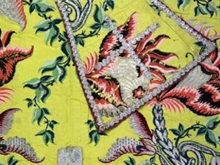 Chasuble et étole, XIXe siècle Dépôt commune et paroisse de Saorge. Inv. D-85-7-58 Chasuble et étole, XIXe siècle Dépôt commune et paroisse de Saorge. Inv. D-85-7-58