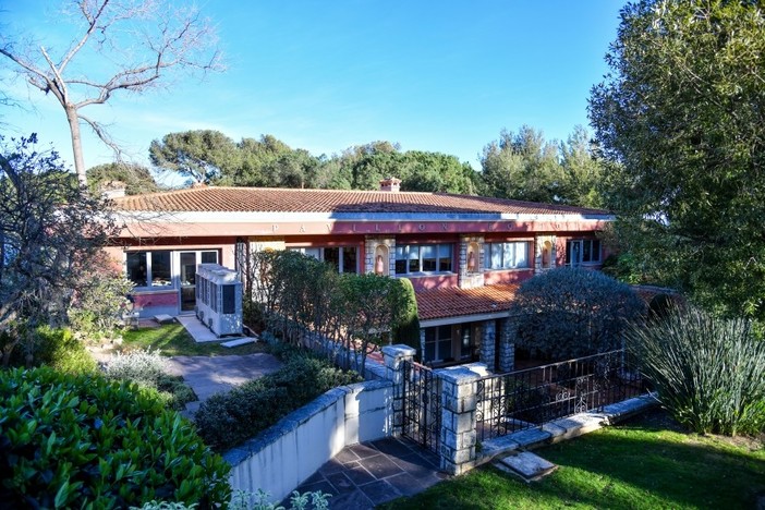 I corsi organizzati ad aprile alla Scuola Superiore di Arti Plastiche - Padiglione Bosio di Monaco