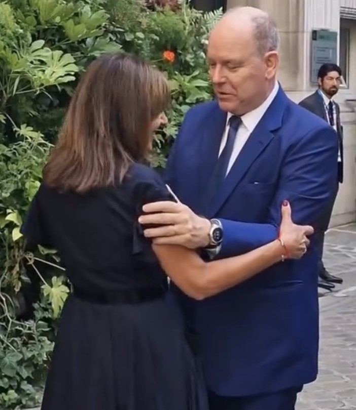 L'incontro tra la sindaca Hidalgo e SAS il Principe Alberto L'incontro tra la sindaca Hidalgo e SAS il Principe Alberto