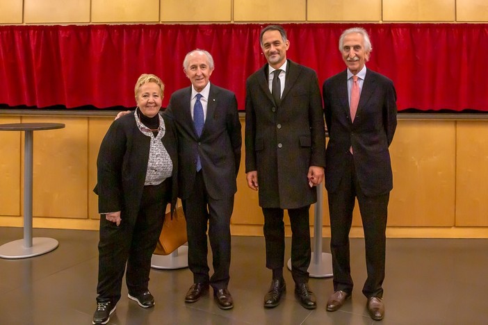 Viaggio Straordinario alla Scoperta del nostro Cervello con il Neurochirurgo Giulio Maira