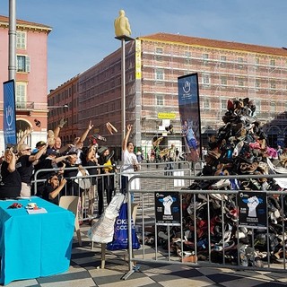 Pyramide de chaussures, foto di archivio