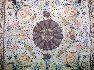 Voile de calice, (détail), XVIIIe siècle. Dépôt commune et paroisse de Saorge. Inv. D-85-7-61 Voile de calice, (détail), XVIIIe siècle. Dépôt commune et paroisse de Saorge. Inv. D-85-7-61
