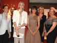 Tutti i membri del Comitato Ladies Lunch assieme alla Presidente onoraria - Photographe Pascale Digeaux