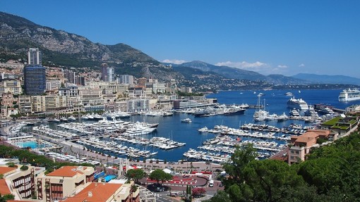 Iniziati i lavori di ampliamento della Darse Sud: nuova piattaforma per il Gran Premio di Formula 1 del 2027 Iniziati i lavori di ampliamento della Darse Sud: nuova piattaforma per il Gran Premio di Formula 1 del 2027