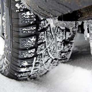 Pneumatici da neve: necessari in 83 comuni del Dipartimento delle Alpi Marittime