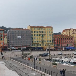 Un uggioso porto di Nizza. Fotografie di Danilo Radaelli