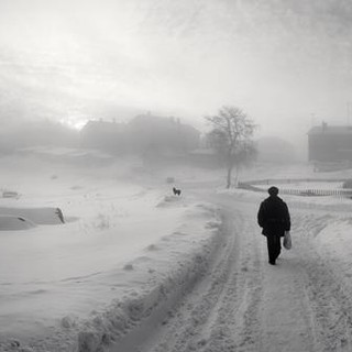 Le “Miniatures” di Pentti Sammallahti al Musée de la Photographie di Nizza