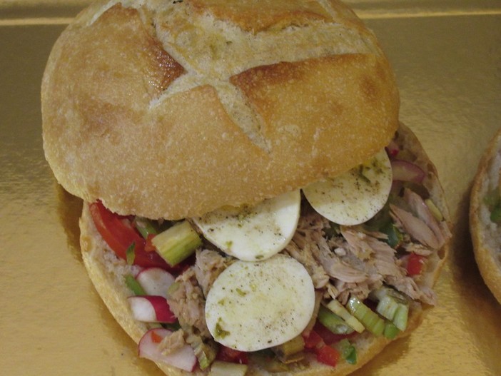 Pan Bagnat Pan Bagnat