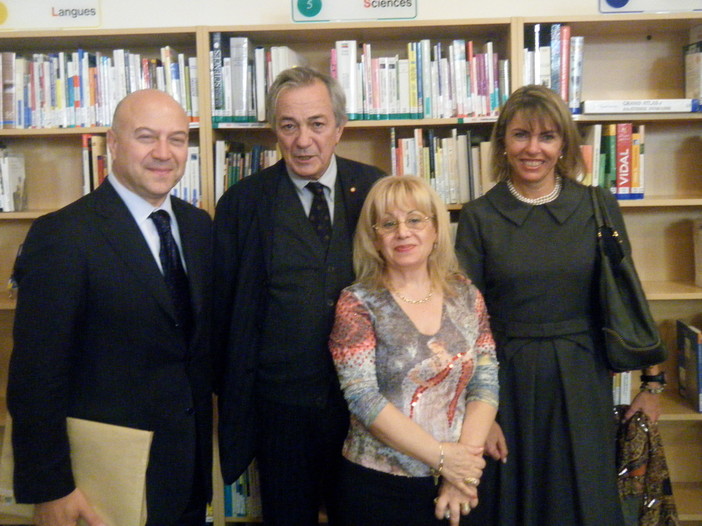 Da sinistra verso destra: S.E. Antonio Morabito, Ambasciatore d'Italia nel Principato di Monaco, l'attore Remo Girone, Maria Salamone e Marina Kerwat, Presidente dell'Associazione Monaco-Italie Da sinistra verso destra: S.E. Antonio Morabito, Ambasciatore d'Italia nel Principato di Monaco, l'attore Remo Girone, Maria Salamone e Marina Kerwat, Presidente dell'Associazione Monaco-Italie