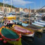 Nizza, l’Assunta torna sul mare: processione, pointus e messa al Porto Nizza, l’Assunta torna sul mare: processione, pointus e messa al Porto
