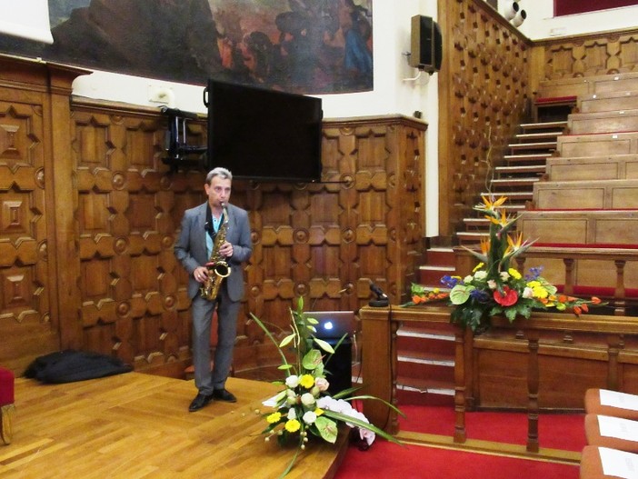 Un momento della presentazione, al CUM, dell'assessorato al Mieux Vivre Un momento della presentazione, al CUM, dell'assessorato al Mieux Vivre