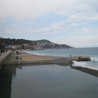 Paillon nella foto d'archivio