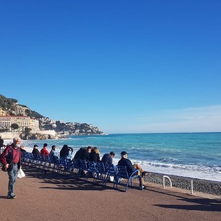 Spiagge di Nizza viste dal Quai des Etats Unis, foto di Ghjuvan Pasquale