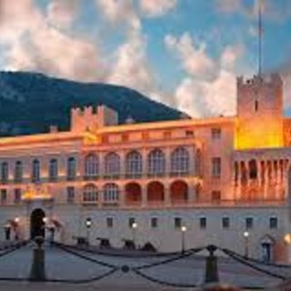 Monaco si accende: in arrivo le serate di fuochi d'artificio sul Quai Albert 1er