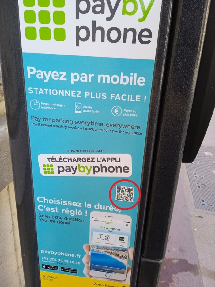 Falsi codici QR sui parchimetri di Nizza: rischi di phishing Falsi codici QR sui parchimetri di Nizza: rischi di phishing