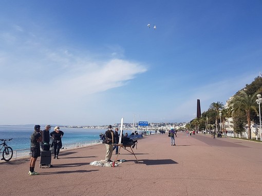 Quai des Etats Unis, fotografia di Ghjuvan Pasquale Quai des Etats Unis, fotografia di Ghjuvan Pasquale